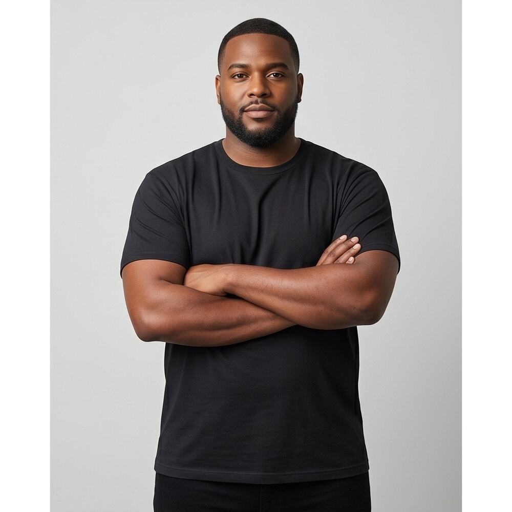 George Men's Short Sleeve Crewneck T-Shirt in Solid Black